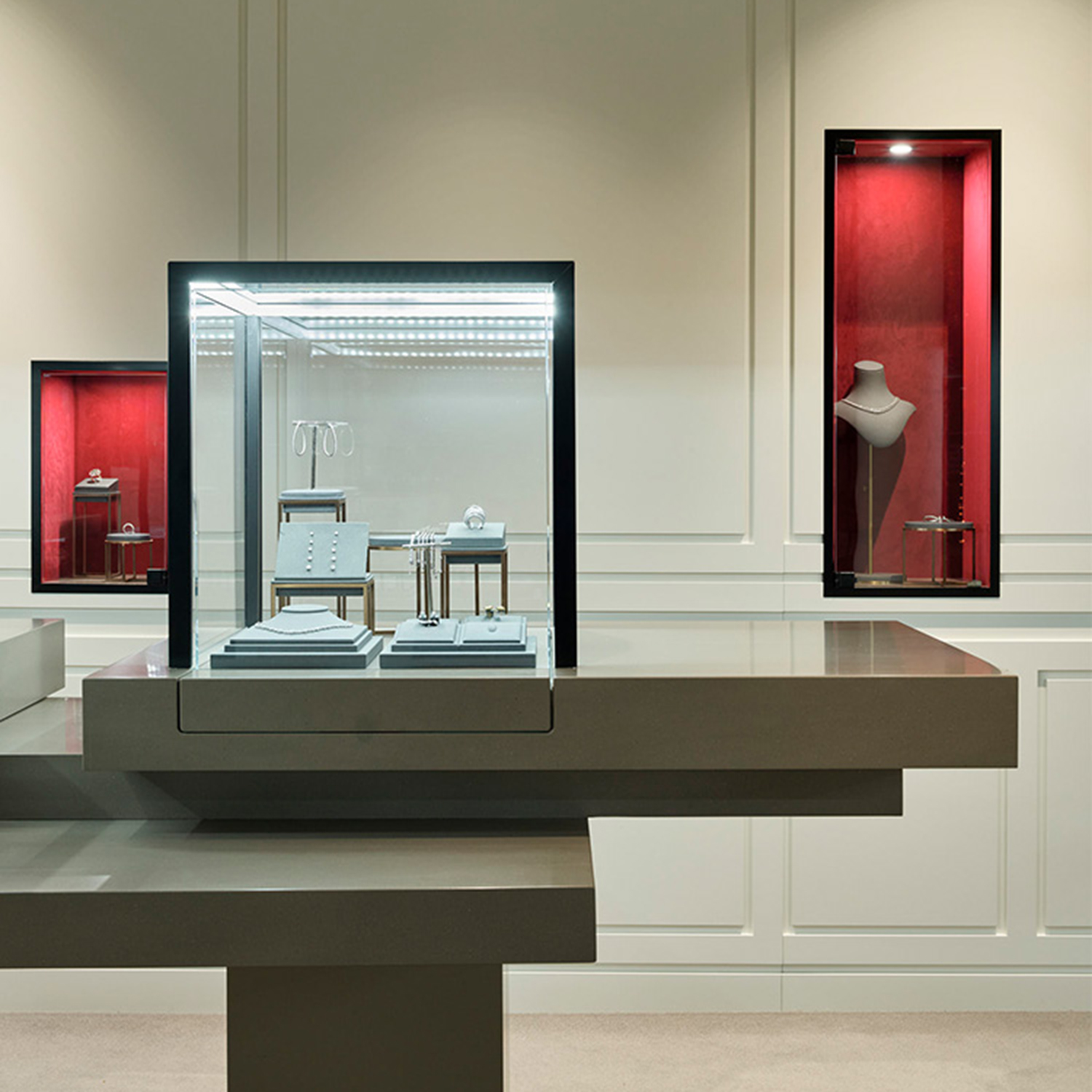 claude and me jewelry store architectural fit out